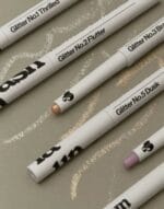 UNLEASHIA PRETTY EASY GLITTER STICK