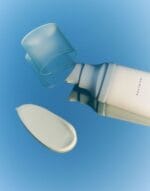 SKIN1004 MADAGASCAR CENTELLA HYALU-CICA SUN SERUM - Imagen 4