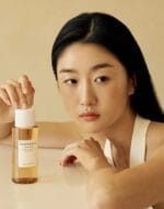 SKIN1004 MADAGASCAR CENTELLA TONING TONER 210ML - Imagen 3
