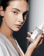 SKIN1004 MADAGASCAR CENTELLA TONE BRIGHTENING CAPSULE AMPOULE 100ML - Imagen 3