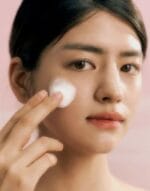 SKIN1004 MADAGASCAR CENTELLA POREMIZING DEEP CLEANSING FOAM 125ML - Imagen 5