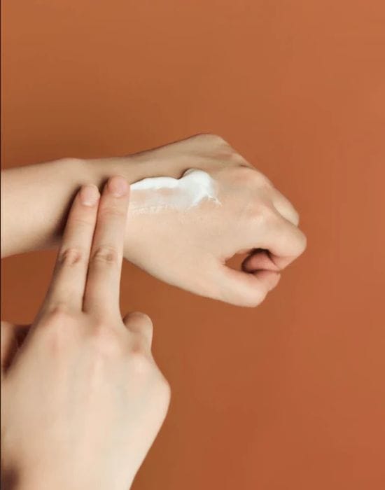IMAGENES WEB - COSMÉTICOS 3 - 2025-11-20T183655.139