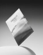 SKIN1004 Madagascar Centella Tone Brightening Glow Mask (1ea) - Imagen 4